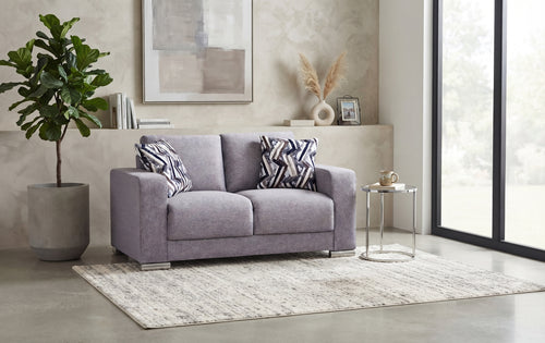 Love Seat Angy de 2 Plazas en Tela Gris con Cojines Decorativos