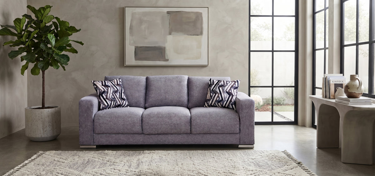 Sofá Angy de 3 Plazas en Tela Gris con Cojines Decorativos
